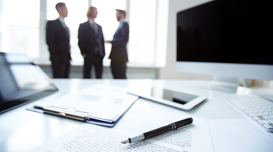 Why Choosing the Right Advocates in Dubai Matters