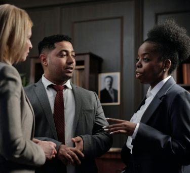 How Much Do the Best Lawyers in Dubai Charge? Cost Breakdown by Case Type: