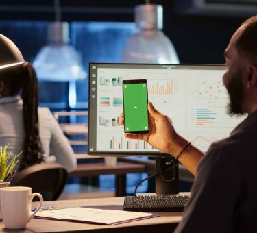 How an Apps Development Company Helps SMBs Compete in the Digital Age